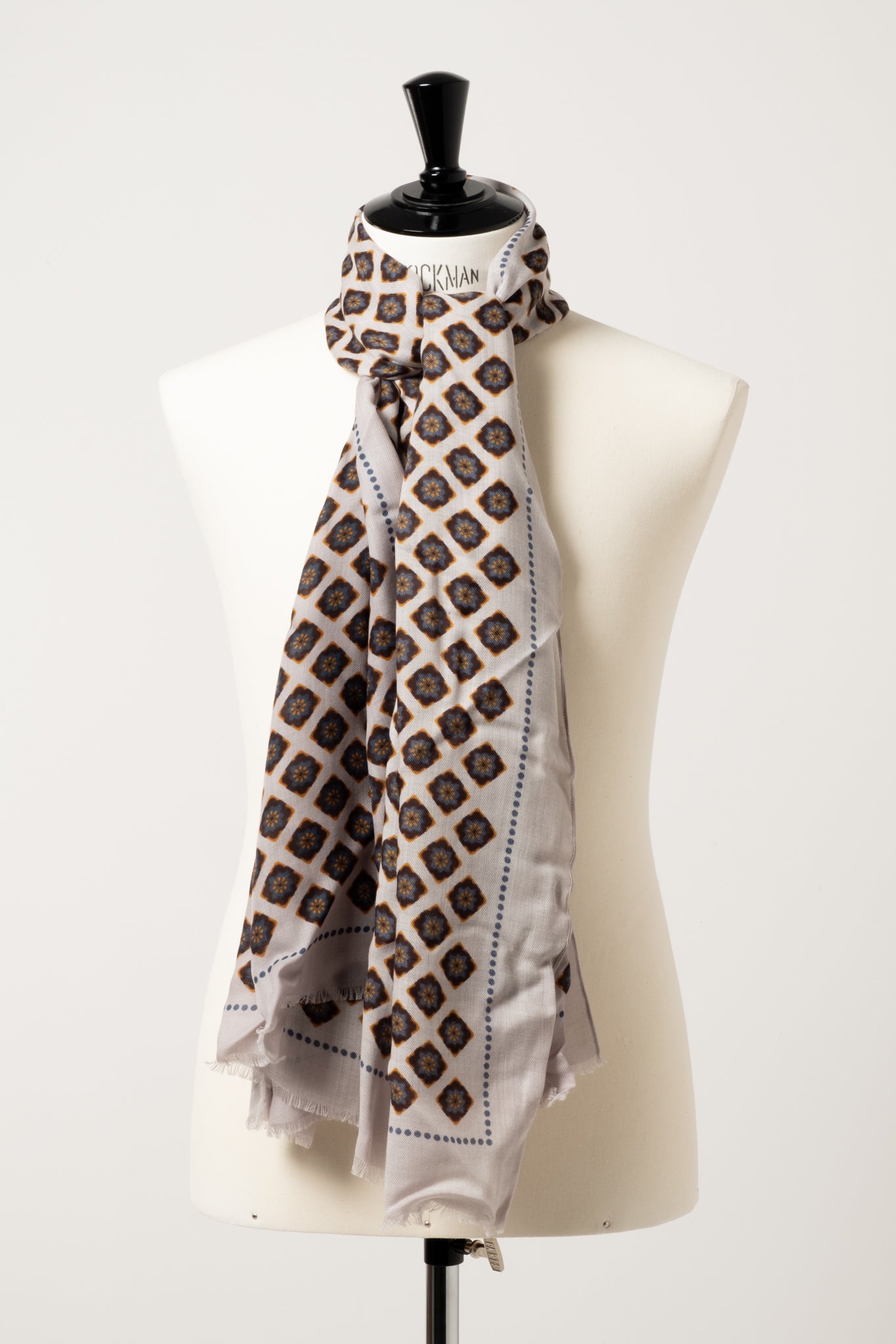 Altea Virgin Wool Scarf - Grey Pattern – Circle of Friends Shop