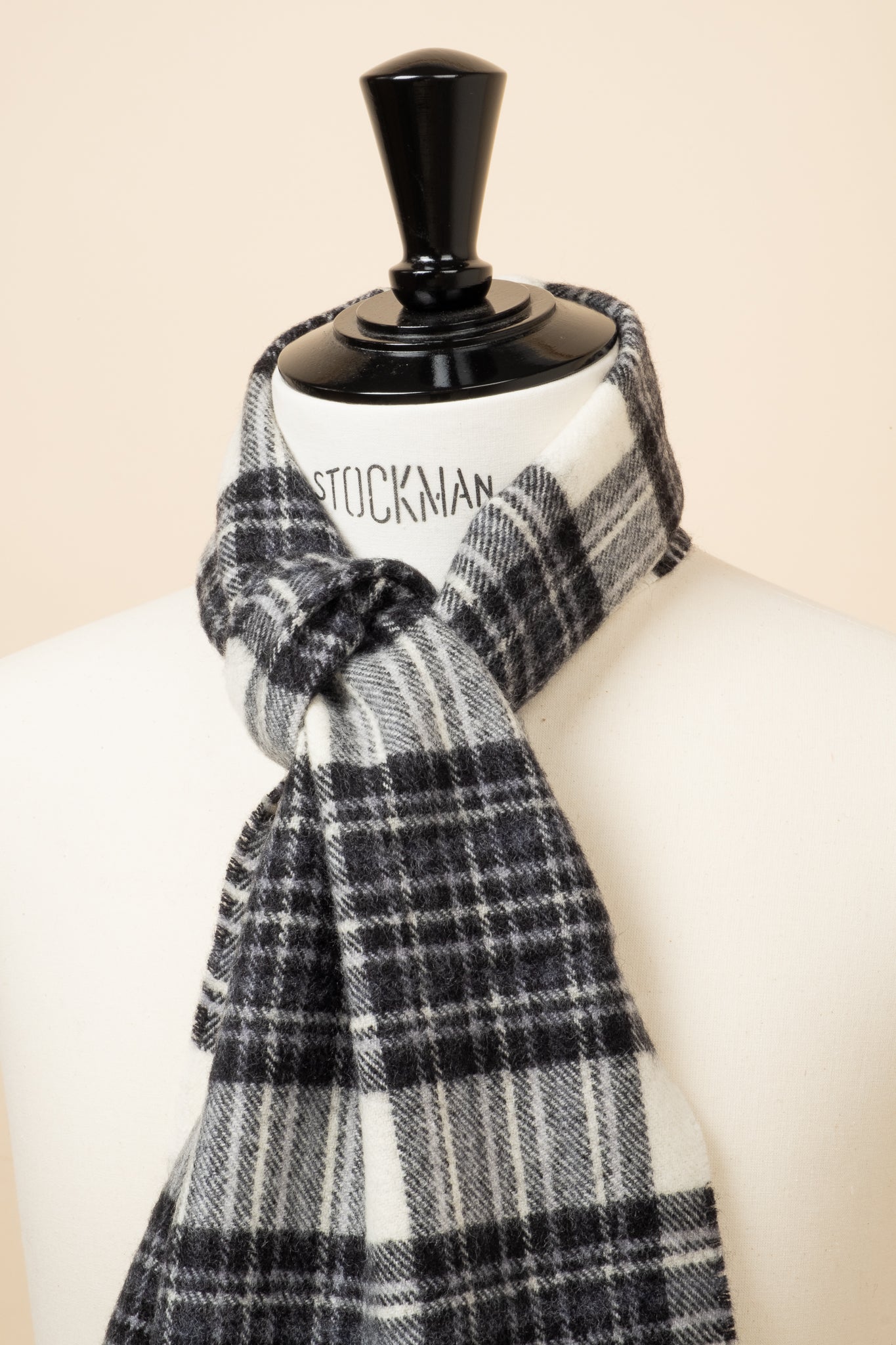 Bowhill Tartan Scarf - Black x White