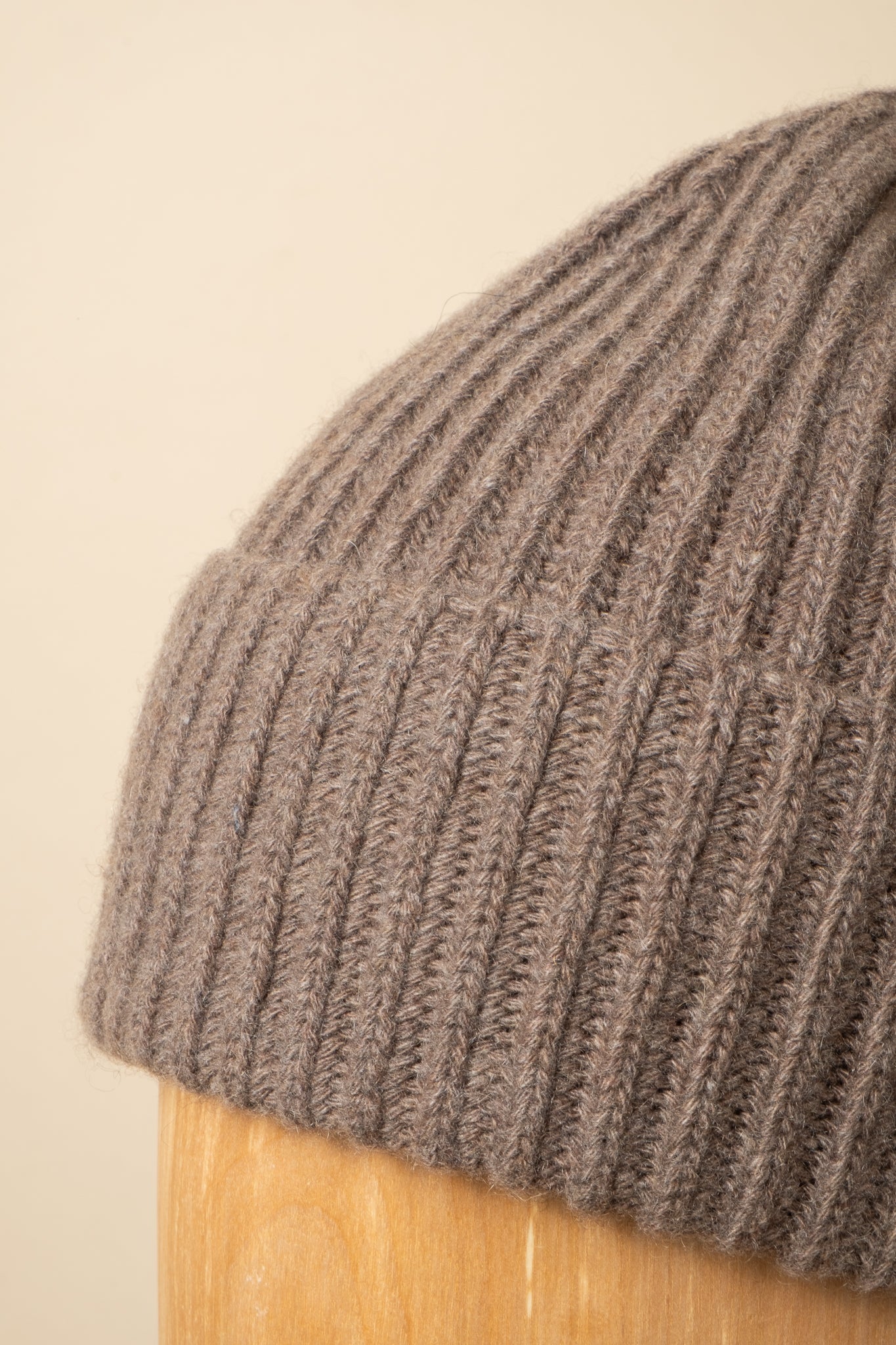 Cashmere Beanie - Armadillo