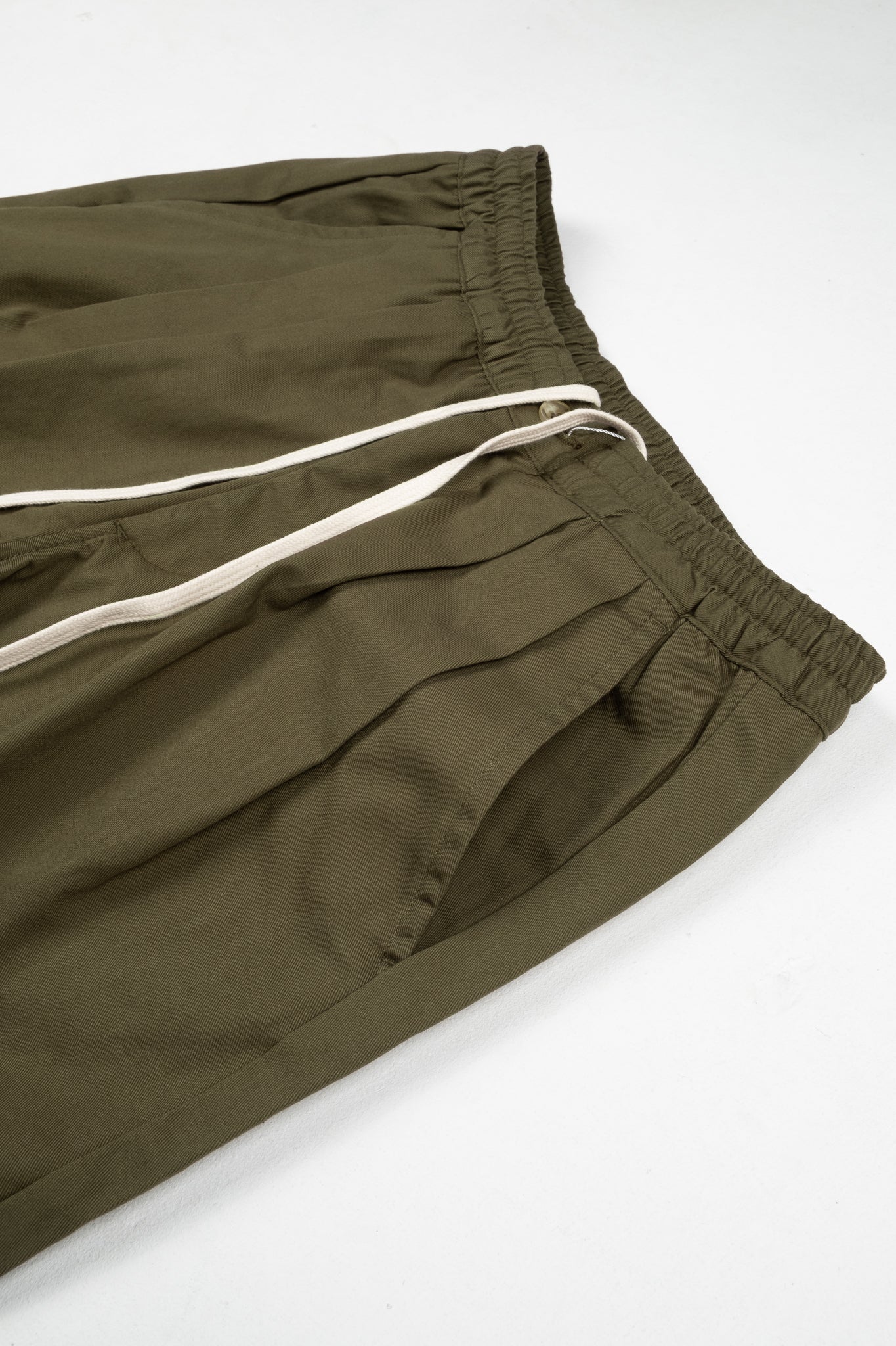 Weekend Shorts - Olive